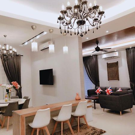 Sea Lion Kuala Selangor Semi-Detached Homestay Luaran gambar