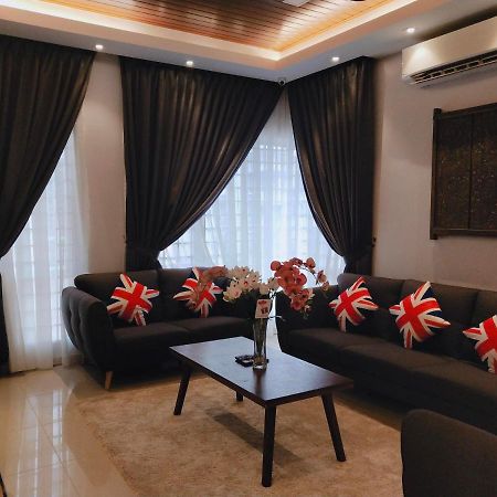 Sea Lion Kuala Selangor Semi-Detached Homestay Luaran gambar